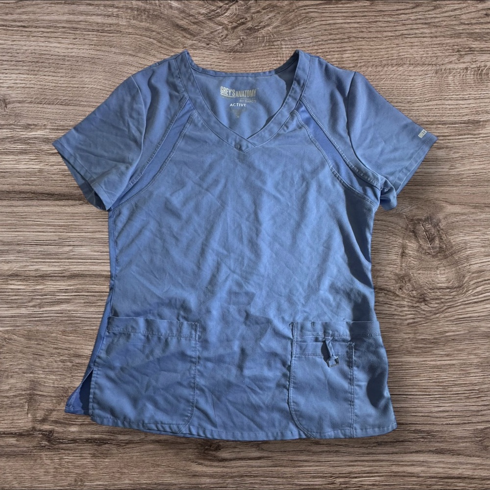 Grey's Anatomy Women's Short Sleeve V-Neck Top in Slate Blue
